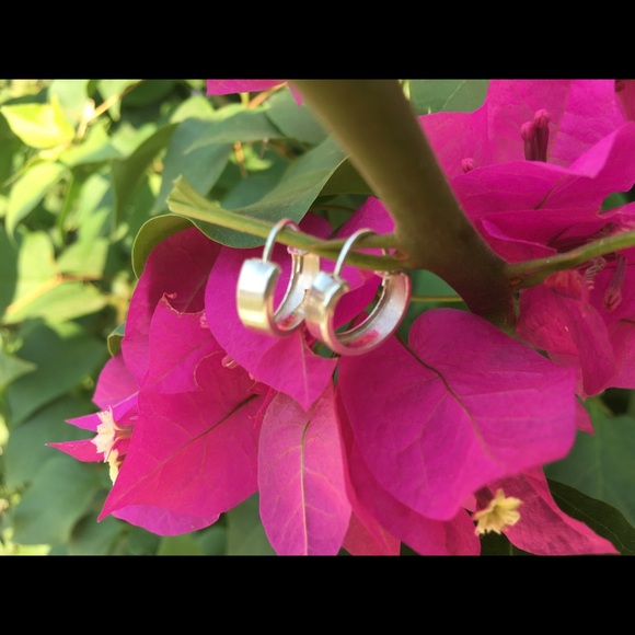 Jewelry - Sliver Handcrafted Earrings Brand New